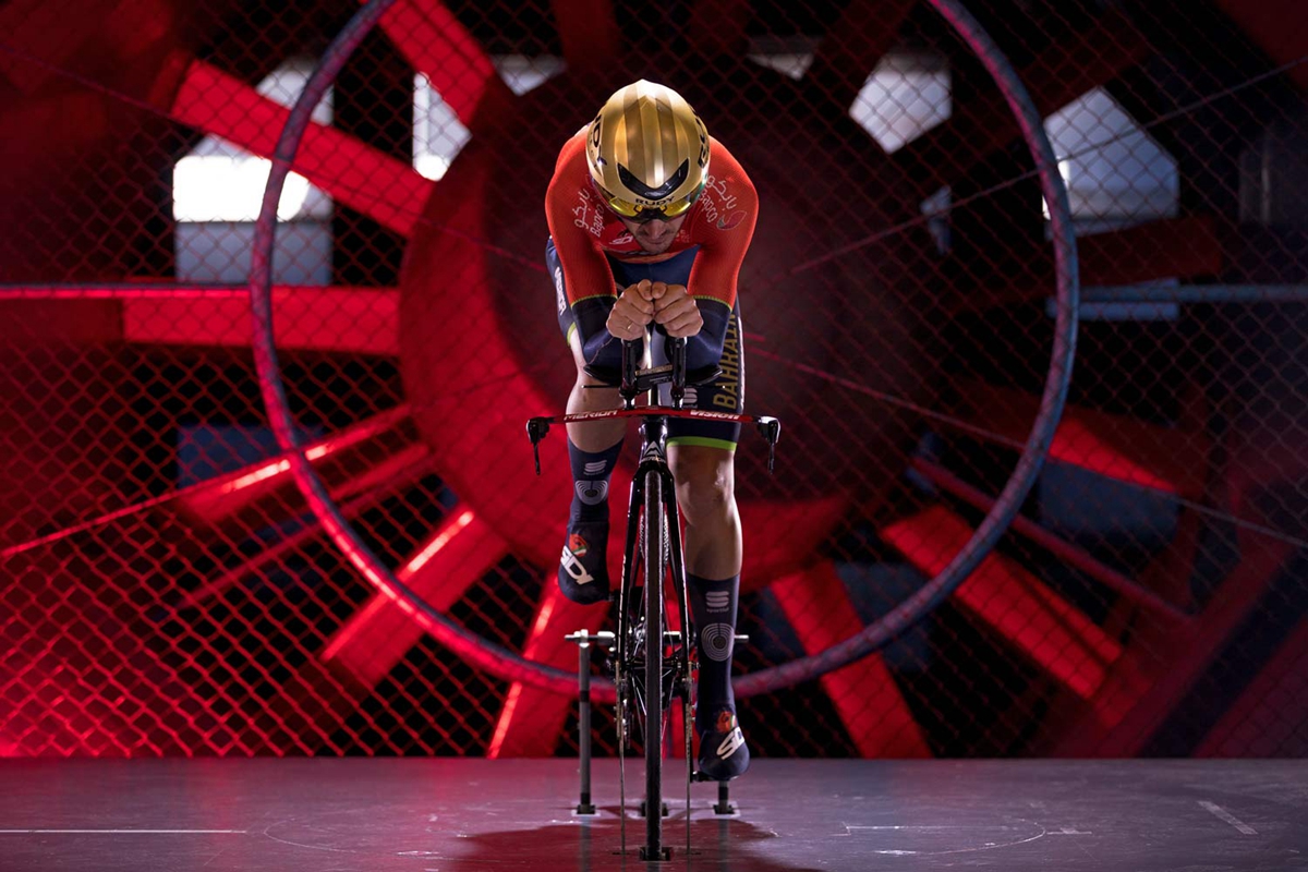 Merida-Time-Warp-TT_rim-brake-carbon-time-trial-race-road-bike_wind-tunnel-profile.jpg