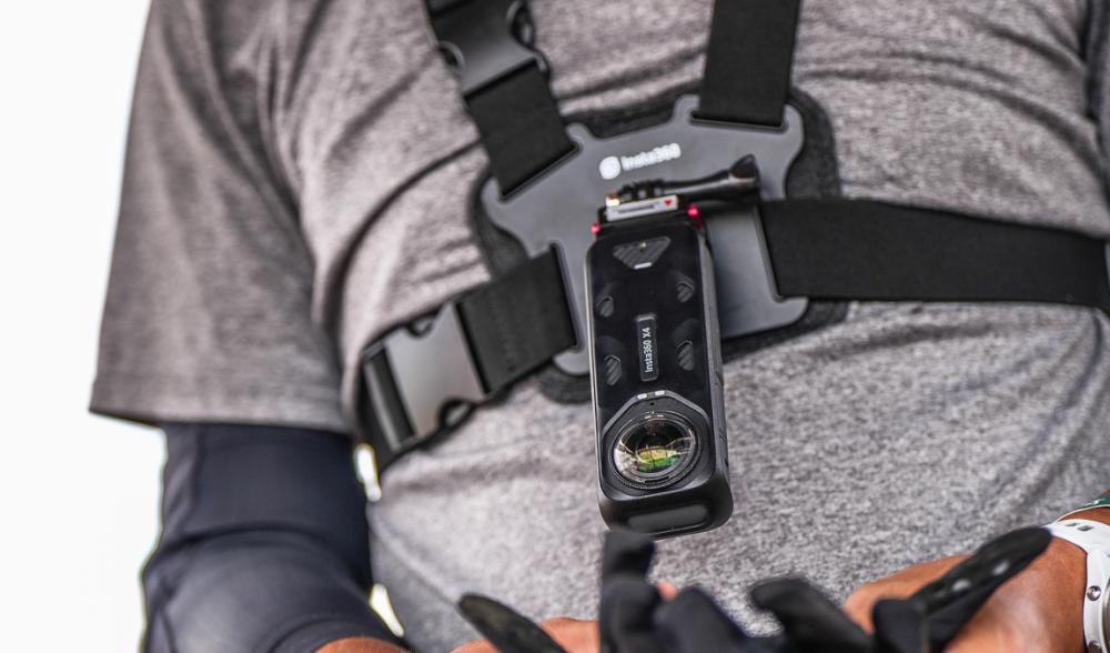 记录骑行生活的好帮手 Insta360 X4全景运动相机