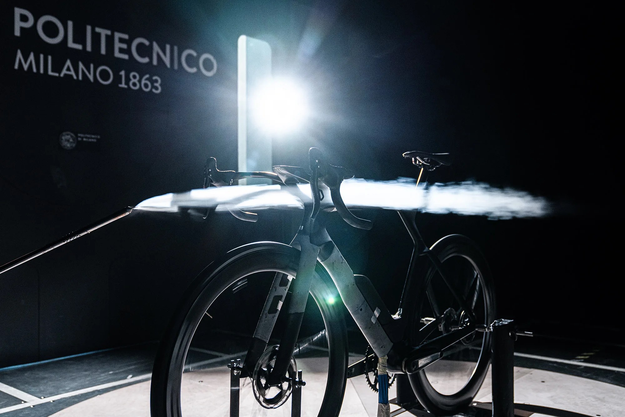 All-new-aerodynamic-Colnago-Y1Rs-aero-road-bike_prototype-in-POLITECNICO-MILANO-wind-tunnel-jpg.jpg